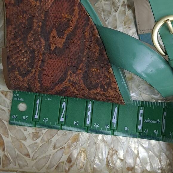 Joan and David Leather Mint Green Wedges Size 8.5 M Snake - Picture 5 of 8